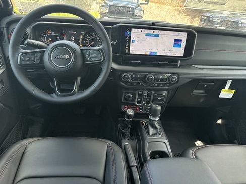 New 2026 Jeep Wrangler Unlimited Rubicon AWD/4WD image 21
