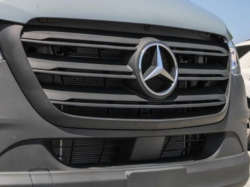 New 2025 Mercedes-Benz Sprinter 2500 image 5