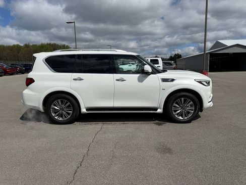 Used 2018 INFINITI QX80 4WD w/ Driver Assistance Package image 5