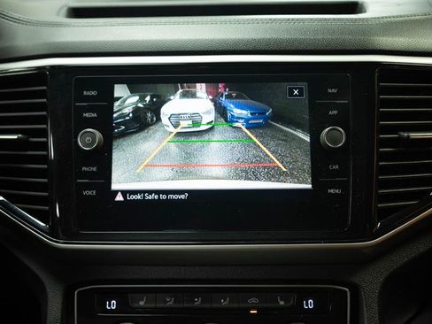 Used 2021 Volkswagen Atlas SEL FWD image 24