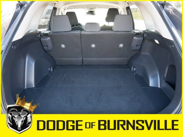 Used 2025 Toyota RAV4 LE AWD/4WD image 10