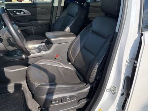 Used 2019 Chevrolet Traverse Premier w/ Redline Edition AWD/4WD image 5