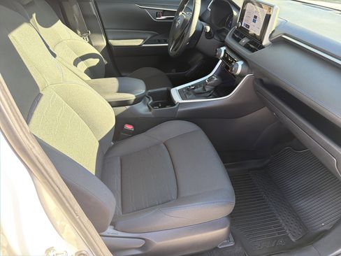 Certified 2023 Toyota RAV4 SE image 24