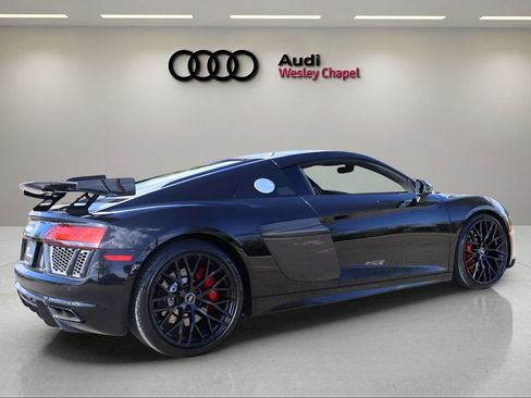 Used 2018 Audi R8 V10 image 5
