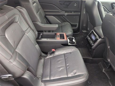 Certified 2023 Lincoln Aviator Reserve w/ Equipment Group 201A image 31