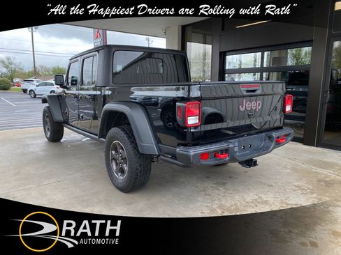 Used 2022 Jeep Gladiator Rubicon w/ Trailer Tow Package AWD/4WD image 8