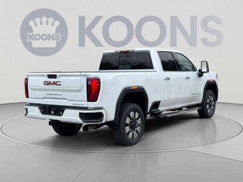 New 2026 GMC Sierra 2500 Denali w/ Denali Reserve Package AWD/4WD image 7