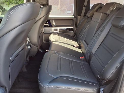Used 2025 Mercedes-Benz G 550 image 14
