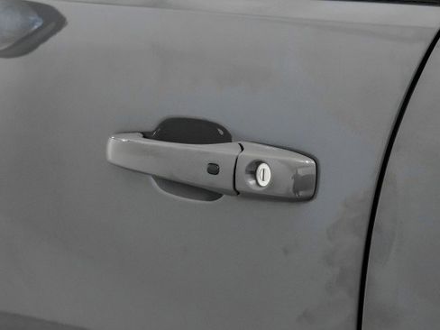 Used 2022 Dodge Durango SXT image 38