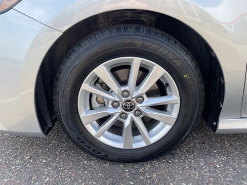 Certified 2025 Toyota Camry LE image 9