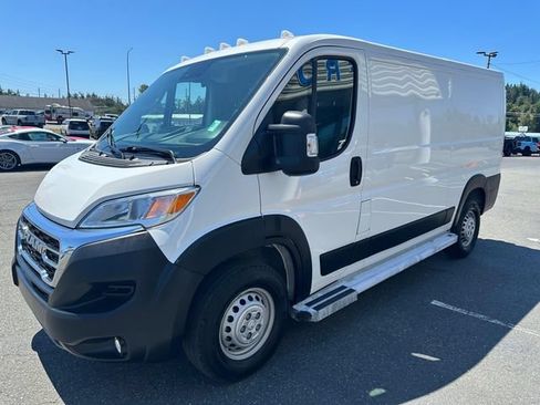 Used 2025 RAM ProMaster 2500 w/ U-Haul Equipment Group FWD image 6