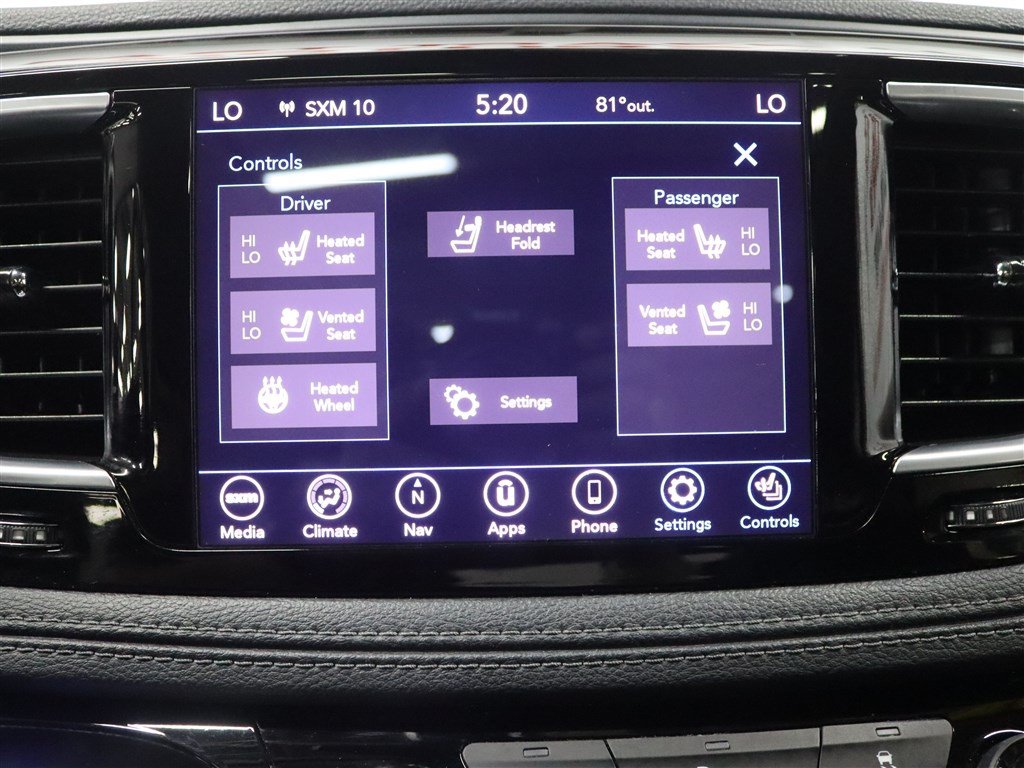 Used 2020 Chrysler Pacifica Limited FWD image 38