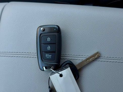 Used 2022 Hyundai Tucson SE w/ Cargo Package AWD/4WD image 30
