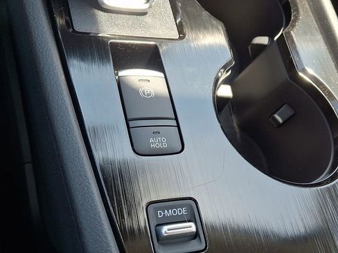 New 2026 Nissan Rogue SV FWD image 18