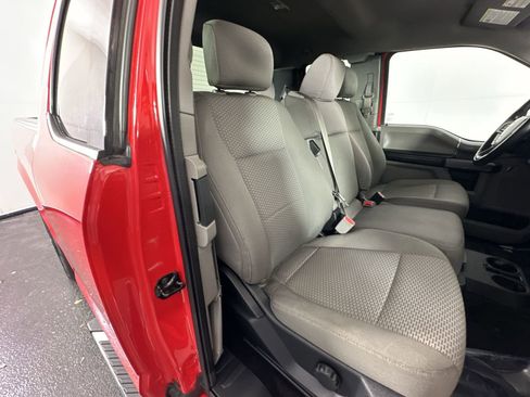 Used 2017 Ford F150 XLT w/ Equipment Group 301A Mid image 31