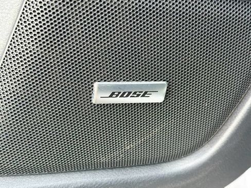 Used 2022 Nissan Sentra SR w/ SR Premium Package FWD image 18