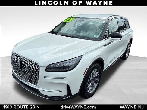 Certified 2023 Lincoln Corsair AWD image 1