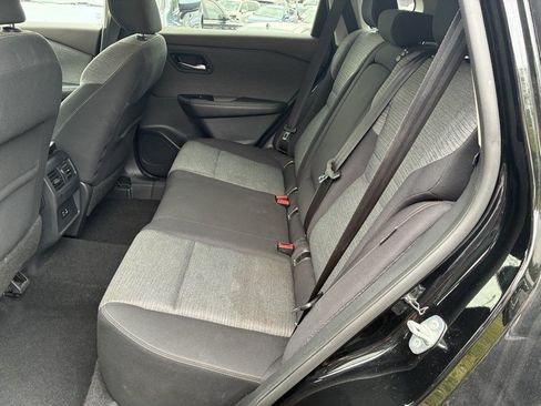 Used 2021 Nissan Rogue SV AWD/4WD image 16