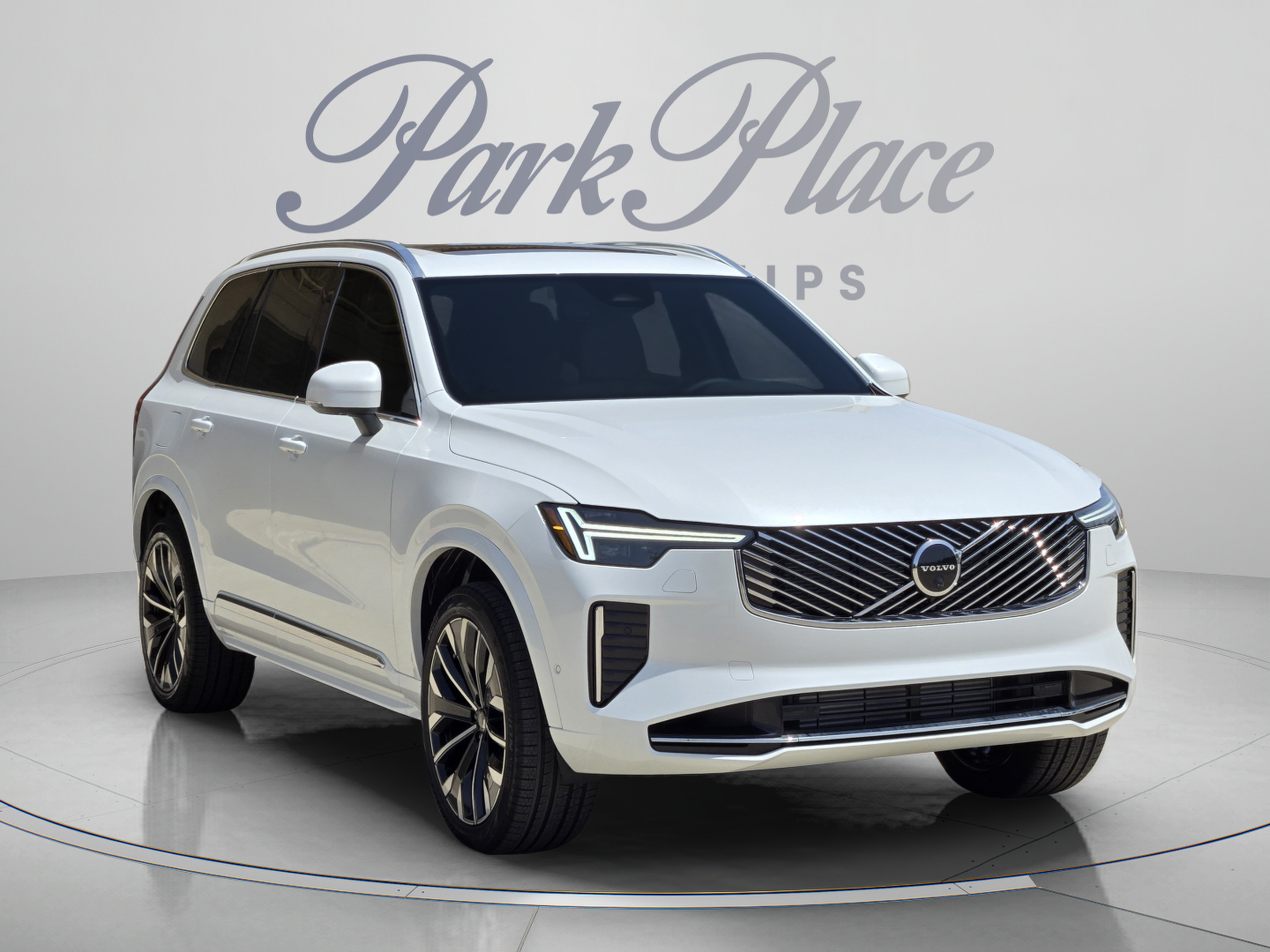 New 2026 Volvo XC90 T8 Plus w/ Protection Package Premier AWD/4WD image 8