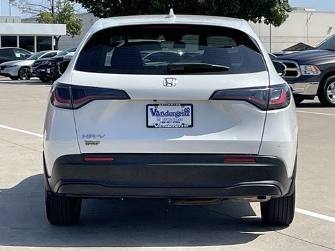 Certified 2025 Honda HR-V LX image 5