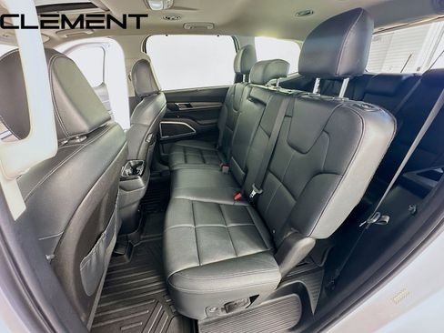 Used 2022 Kia Telluride EX w/ Towing Package image 33