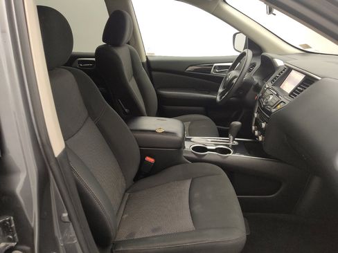 Used 2020 Nissan Pathfinder S FWD image 21