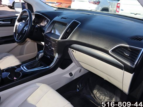 Used 2016 Ford Edge Titanium w/ Equipment Group 301A image 21