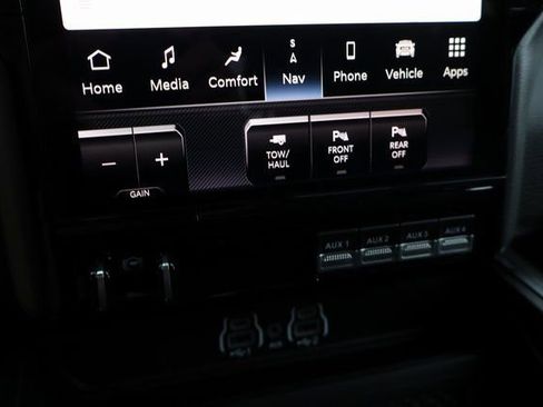 Used 2025 RAM 3500 Laramie image 27