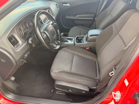 Used 2022 Dodge Charger SXT RWD image 21
