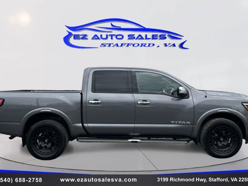 Used 2021 Nissan Titan Platinum Reserve w/ Moonroof Package image 4