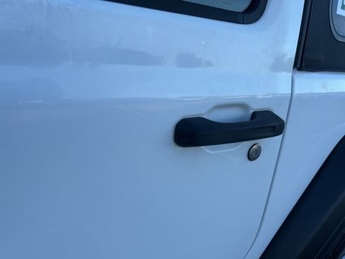 Used 2018 Jeep Wrangler Sport image 20