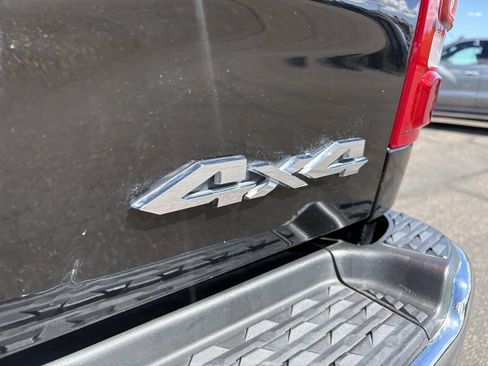 Used 2022 RAM 2500 Laramie AWD/4WD image 11