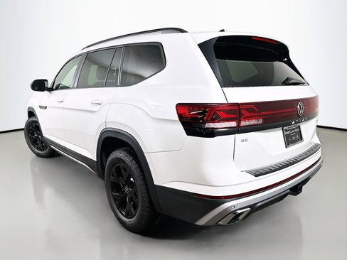 New 2026 Volkswagen Atlas Peak Edition AWD/4WD image 5