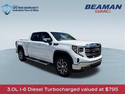 New 2026 GMC Sierra 1500 SLT w/ SLT Premium Package