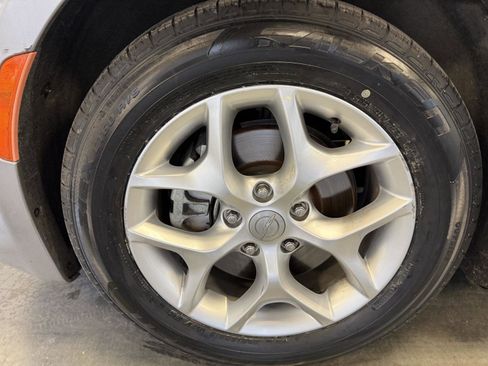 Used 2020 Chrysler Pacifica Limited image 10