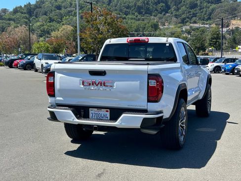 Used 2024 GMC Canyon Denali AWD/4WD image 5
