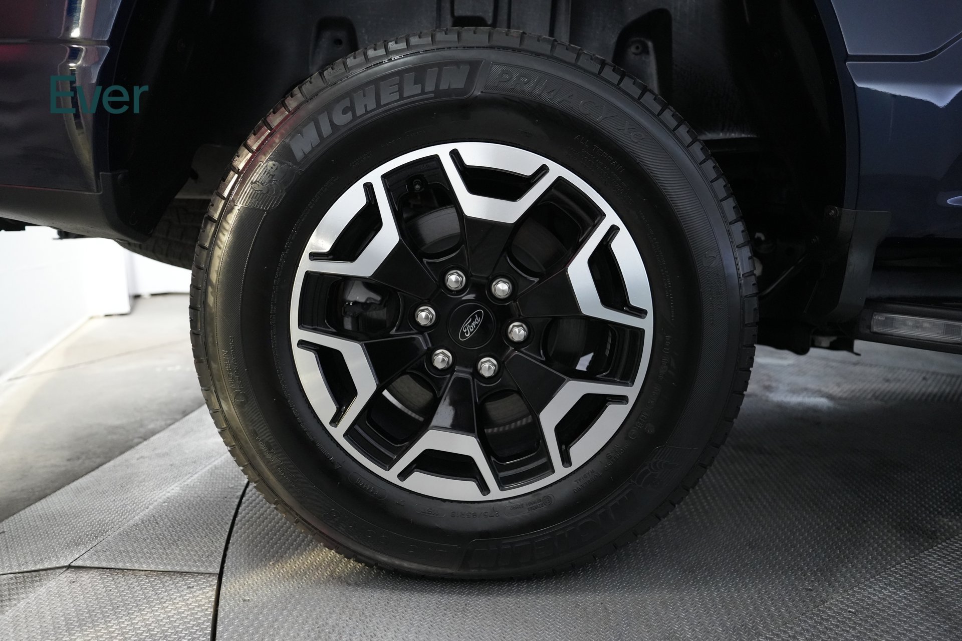 Used 2023 Ford F150 Lightning XLT AWD/4WD image 15