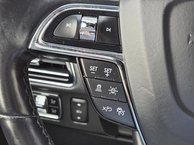 Used 2023 Lincoln Navigator Reserve AWD/4WD image 18