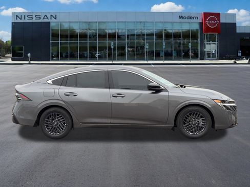 New 2026 Nissan Sentra SV w/ SV Convenience Package FWD image 6