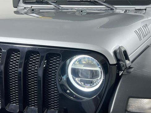 Used 2021 Jeep Wrangler Unlimited Sport AWD/4WD image 11