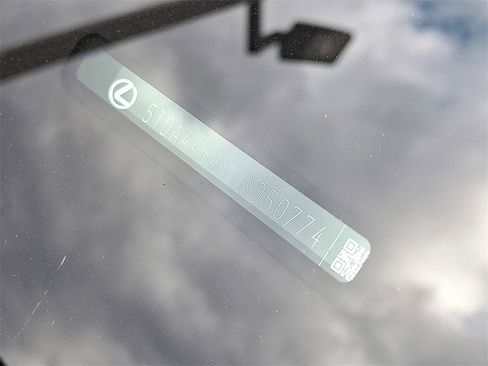 New 2026 Lexus TX 350 AWD image 9