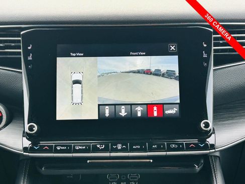 Used 2023 Jeep Wagoneer Series II w/ Convenience Group I image 14