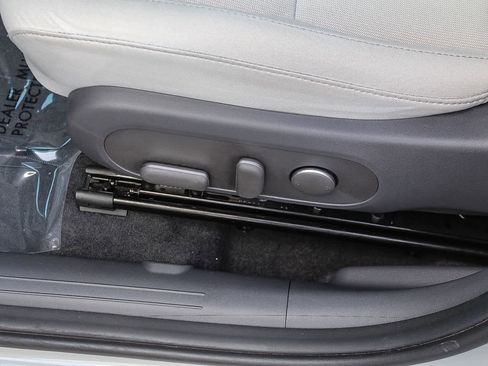 Certified 2024 Hyundai Kona SEL FWD image 27