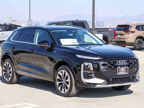 New 2026 Audi Q3 quattro 2.0T image 3