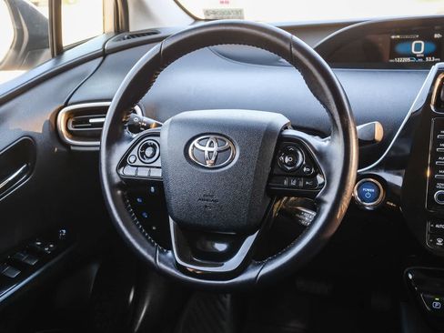 Certified 2022 Toyota Prius Prime LE FWD image 17
