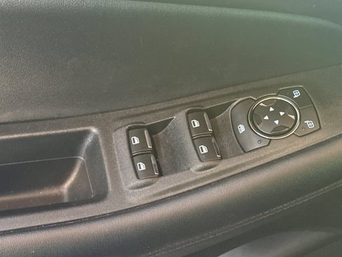 Used 2023 Ford Edge SE w/ Black Appearance Package AWD/4WD image 14