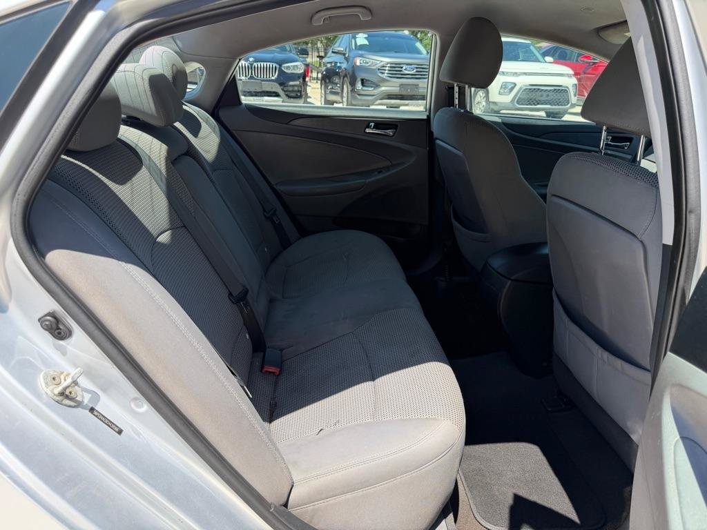 Used 2012 Hyundai Sonata GLS w/ Popular Equipment Pkg FWD image 15