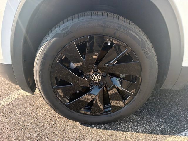 Certified 2024 Volkswagen Atlas SE AWD/4WD image 27