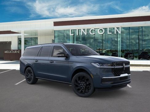 New 2026 Lincoln Navigator L Reserve w/ Jet Appearance Package AWD/4WD image 7