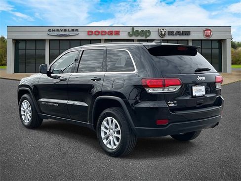 Used 2022 Jeep Grand Cherokee Laredo E image 32